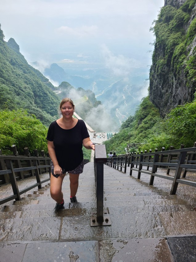 17B3B249-16C8-4225-8C94-765CE8C97D9A