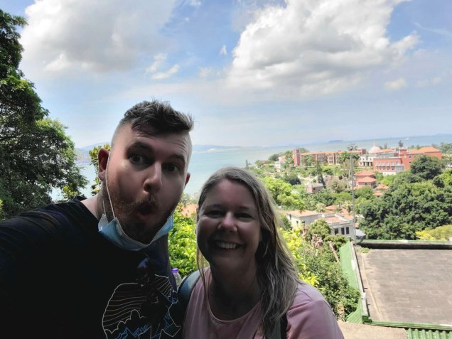 4DB0D005-B95F-4498-8D22-172304A281C4_1_201_a